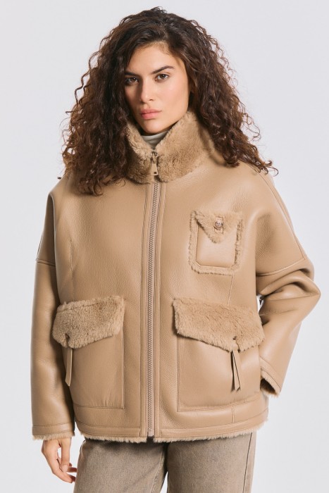 дубленка из искусственной кожи и натуральной шерсти 790797003 фотография