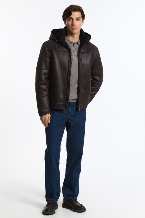 дубленка из искусственной кожи с капюшоном от бренда снежная королева вид слева