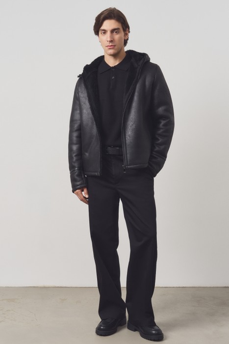 дубленка из искусственной кожи от бренда снежная королева вид слева