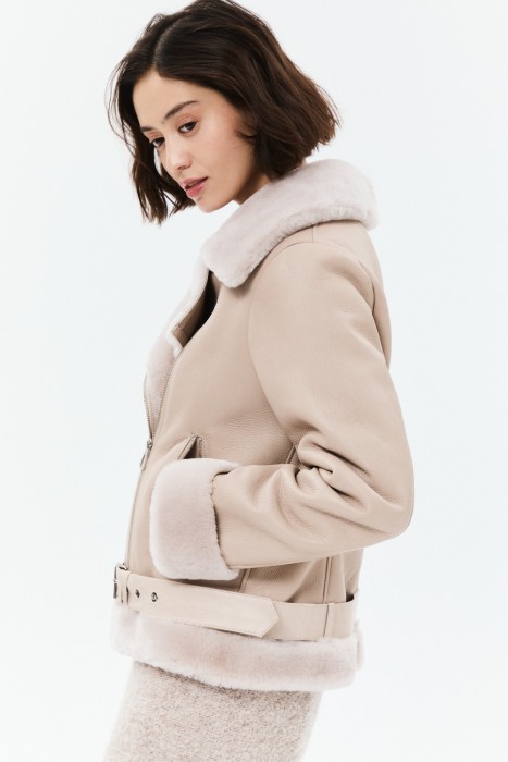 Товар с артикулом 775675003 вид сзади