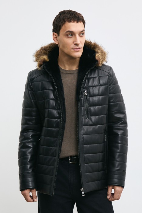 дубленка из овчины и натуральной кожи от бренда снежная королева вид слева