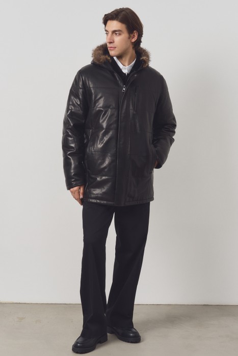 дубленка из овчины и натуральной кожи от бренда снежная королева вид слева