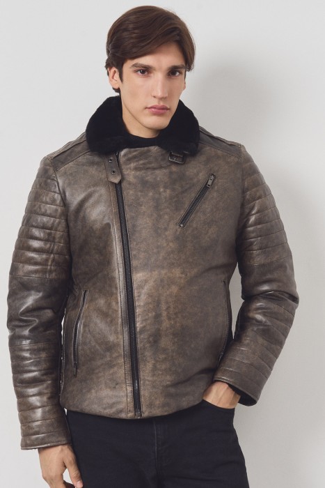 дубленка из овчины и натуральной кожи от бренда снежная королева вид слева