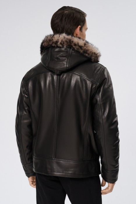 дубленка из овчины и натуральной кожи по цене 23030 руб вид справа