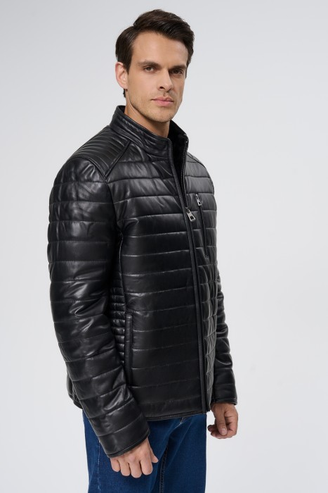 дубленка из овчины и натуральной кожи от бренда снежная королева вид слева