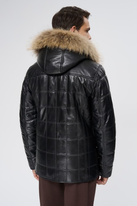 дубленка из овчины и натуральной кожи по цене 21840 руб вид справа