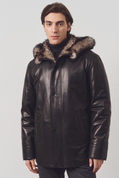 дубленка из овчины и натуральной кожи от бренда снежная королева вид слева