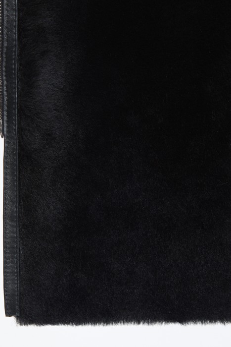 дубленка из овчины с капюшоном по цене 62200 руб вид справа