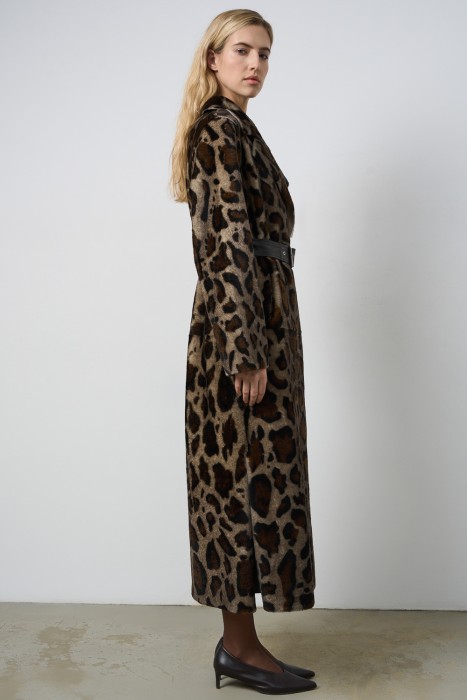 дубленка из овчины с поясом от бренда снежная королева вид слева