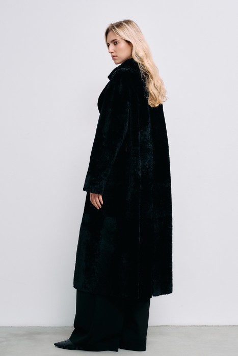 дубленка из овчины с поясом по цене 58060 руб вид справа