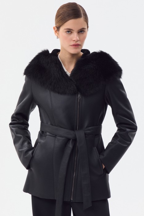 дубленка из овчины с поясом от бренда снежная королева вид слева