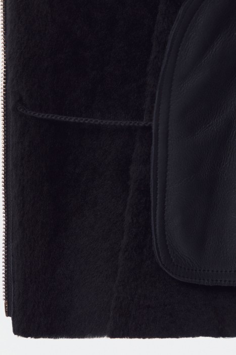 дубленка из овчины с поясом из россии вид сбоку