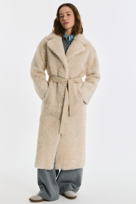 дубленка из овчины с поясом от бренда снежная королева вид слева