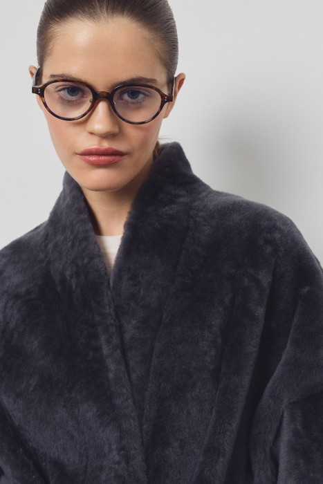 дубленка из овчины с поясом от бренда снежная королева вид слева