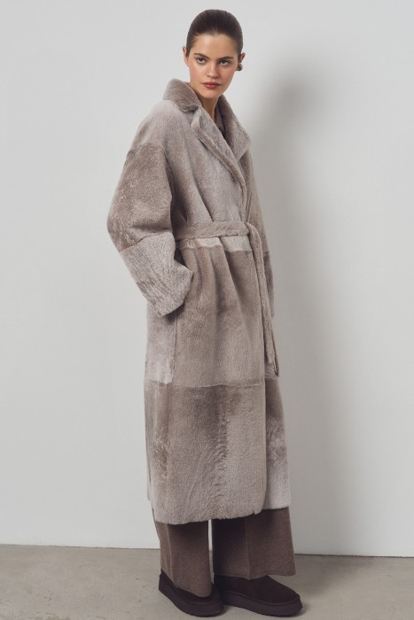 дубленка из овчины с поясом от бренда снежная королева вид слева