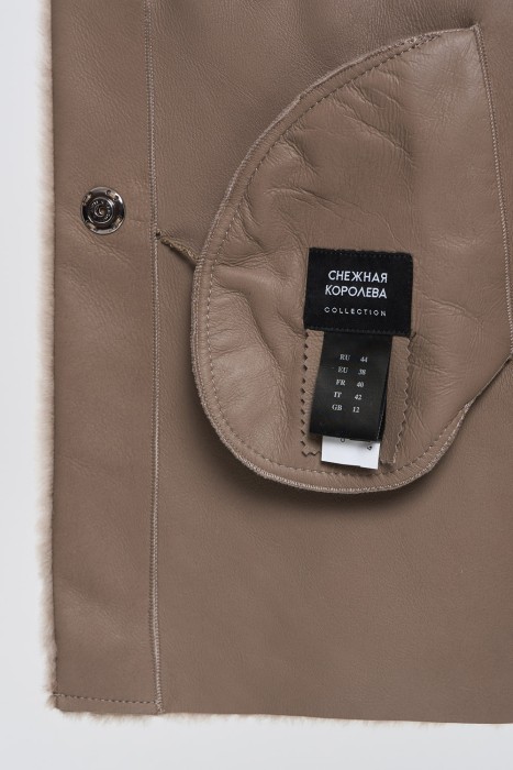 дубленка из овчины с поясом из россии вид сбоку