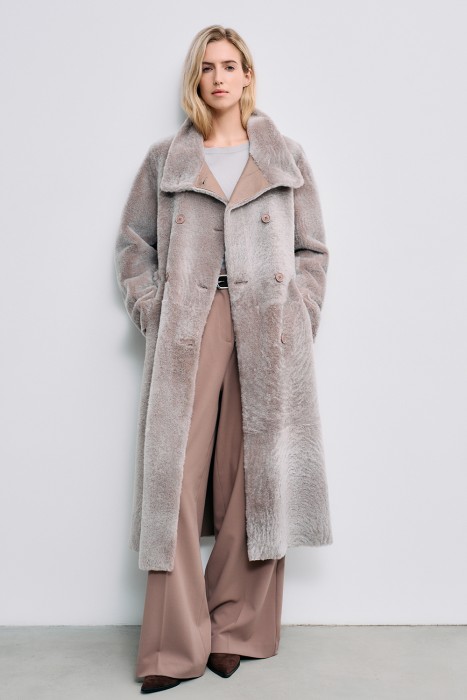 дубленка из овчины с поясом от бренда снежная королева вид слева