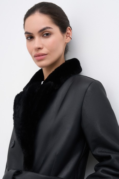 дубленка из овчины с поясом из россии вид сбоку