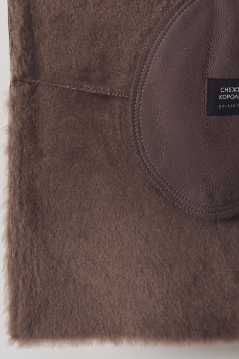 дубленка из овчины с поясом по цене 35080 руб вид справа