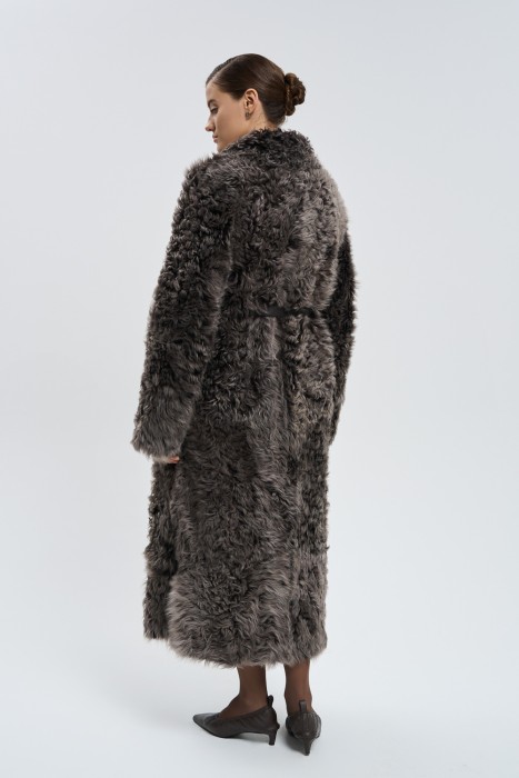 дубленка из овчины с поясом от бренда снежная королева вид слева