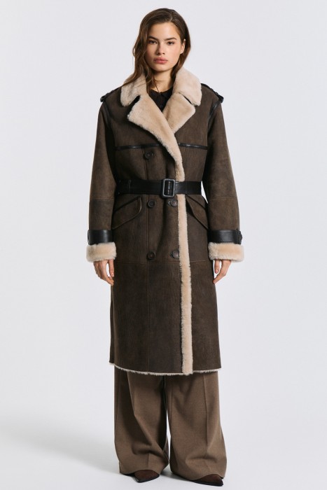 дубленка из овчины с поясом от бренда снежная королева вид слева