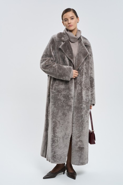 дубленка из овчины с поясом из россии вид сбоку