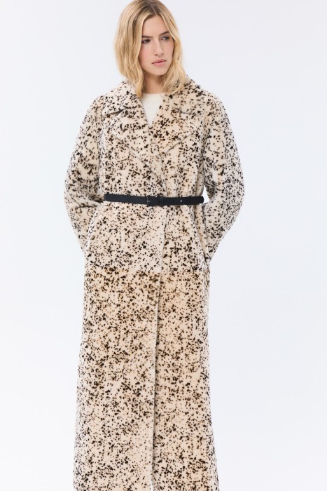 дубленка из овчины с поясом от бренда снежная королева вид слева