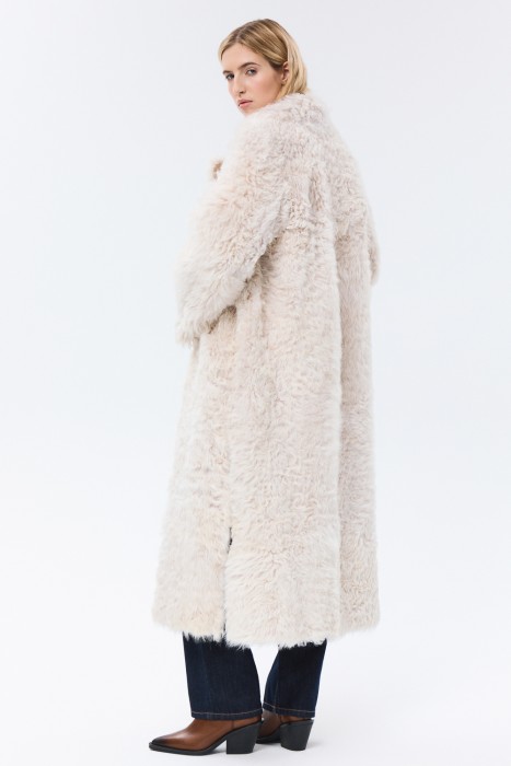 дубленка из овчины с поясом по цене 109600 руб вид справа