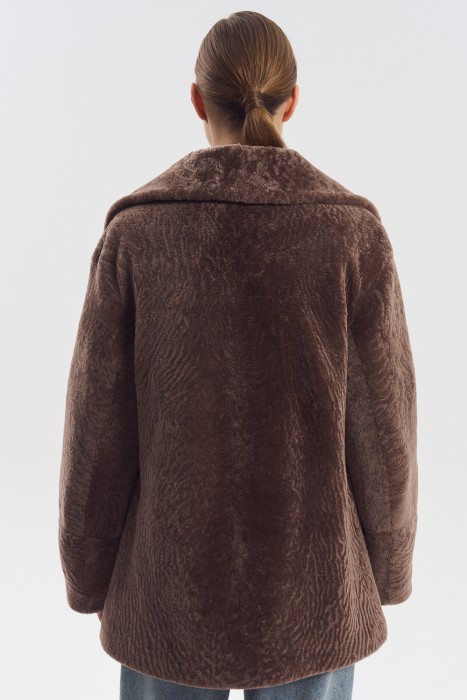 дубленка из овчины с поясом от бренда снежная королева вид слева