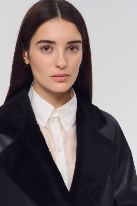 дубленка из овчины с поясом по цене 74850 руб вид справа