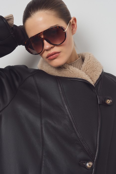 дубленка из овчины из россии вид сбоку