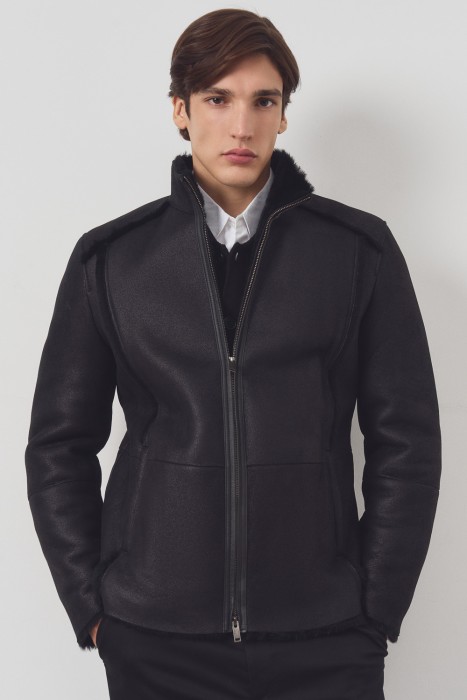 дубленка из овчины от бренда снежная королева вид слева