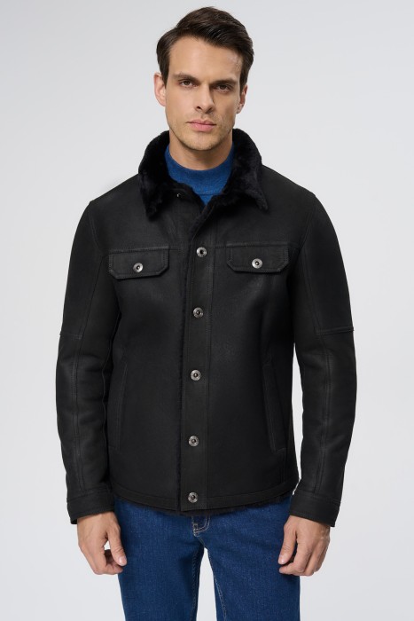 дубленка из овчины от бренда снежная королева вид слева