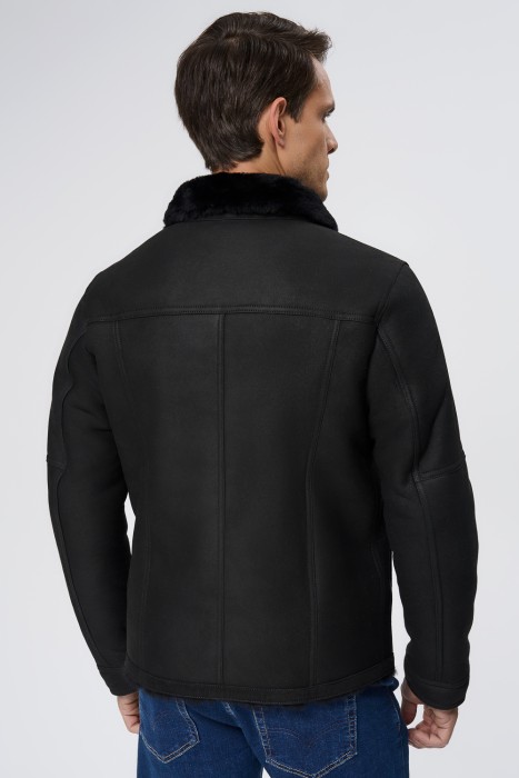 дубленка из овчины по цене 19430 руб вид справа