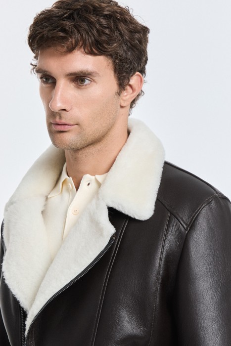 дубленка из овчины из россии вид сбоку