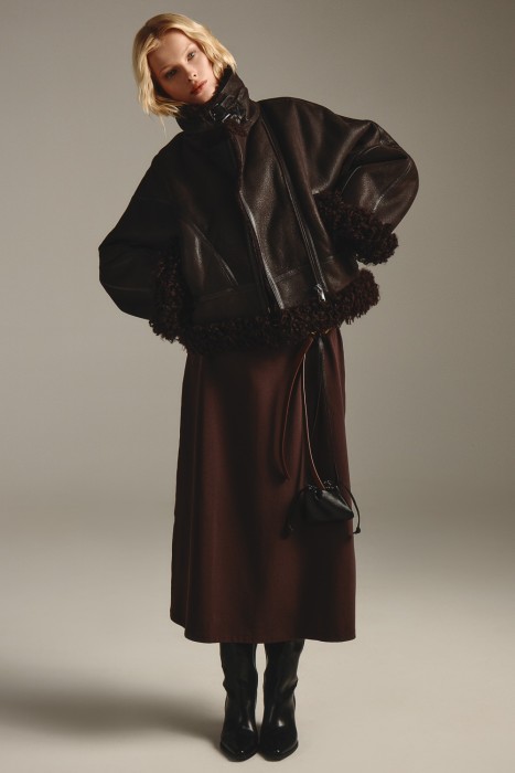 дубленка из овчины из россии вид сбоку