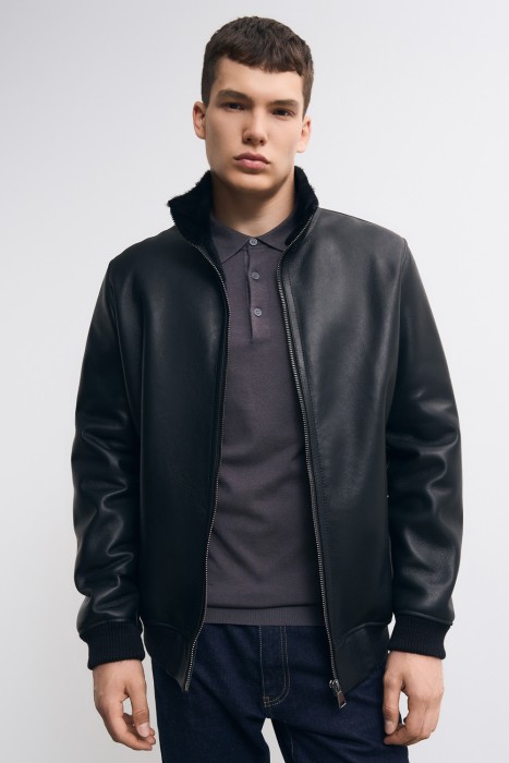 дубленка из овчины от бренда снежная королева вид слева