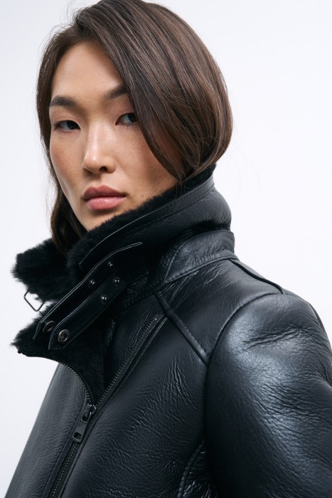 дубленка из овчины из россии вид сбоку