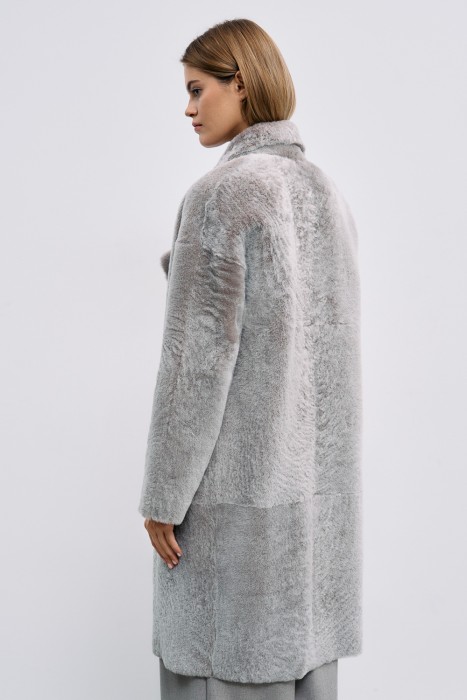 дубленка из овчины по цене 53080 руб вид справа