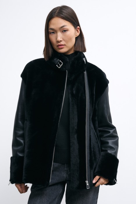 дубленка из овчины от бренда снежная королева вид слева