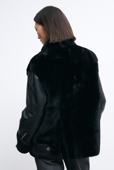 дубленка из овчины по цене 33440 руб вид справа