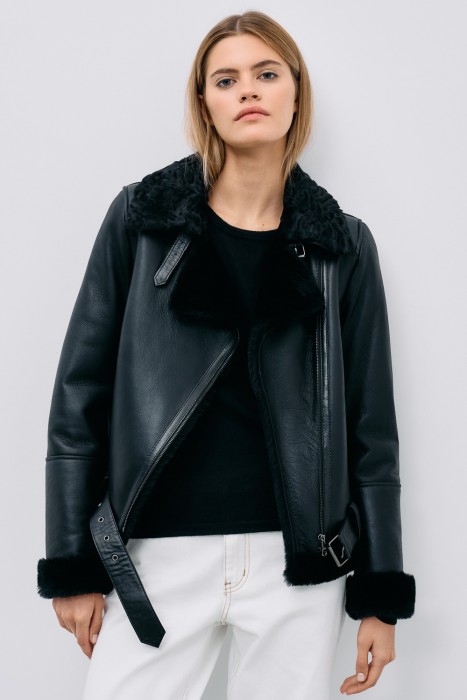 дубленка из овчины от бренда снежная королева вид слева