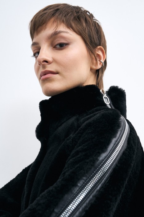 дубленка из овчины из россии вид сбоку