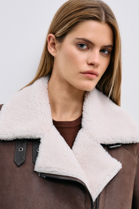 дубленка из овчины из россии вид сбоку