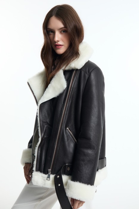 Товар с артикулом 777458003 вид сзади