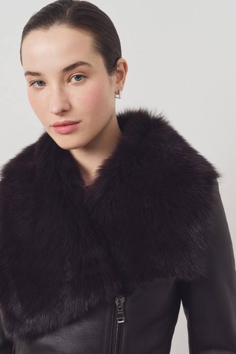 дубленка из овчины по цене 40640 руб вид справа