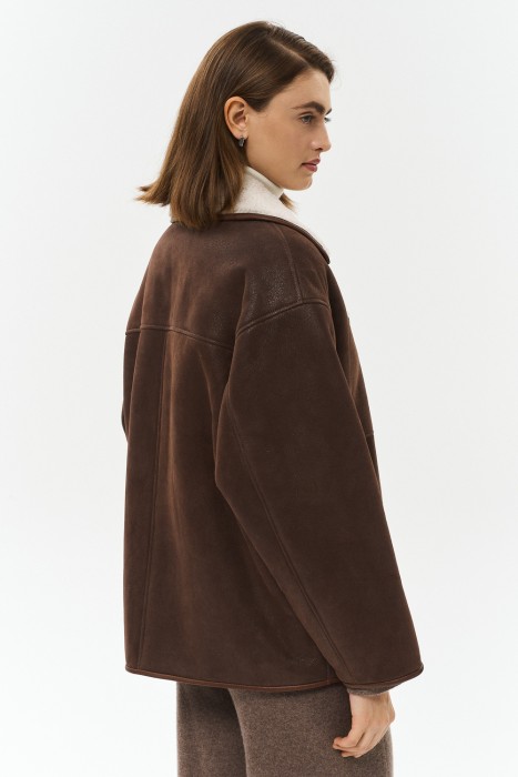 дубленка из овчины из россии вид сбоку