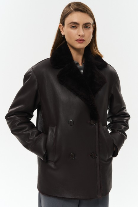 дубленка из овчины от бренда снежная королева вид слева