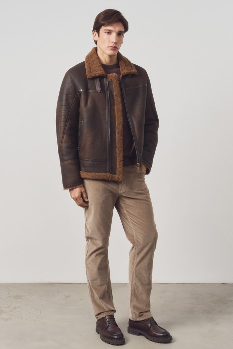 дубленка из овчины от бренда снежная королева вид слева