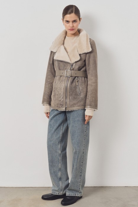 Товар с артикулом 794697003 вид сзади